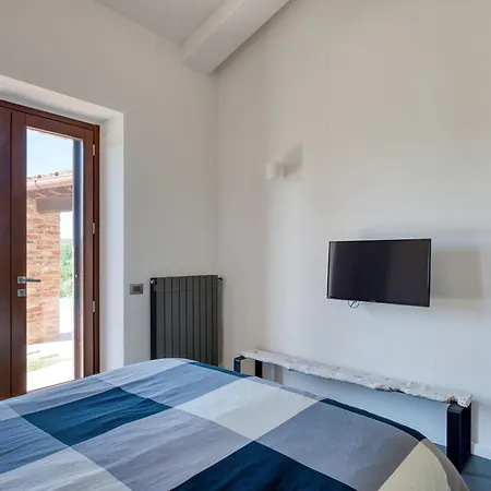 - Casale De' Conti San Venanzo