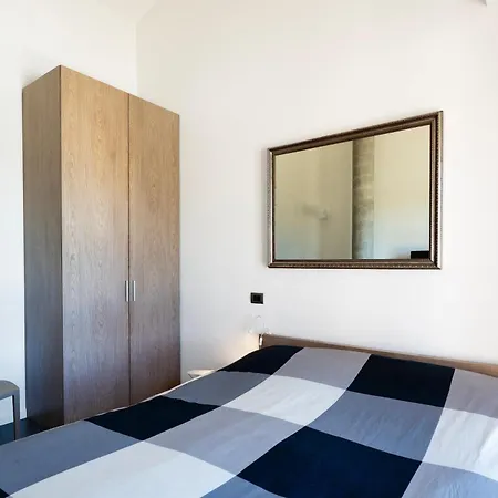 - Casale De' Conti Villa